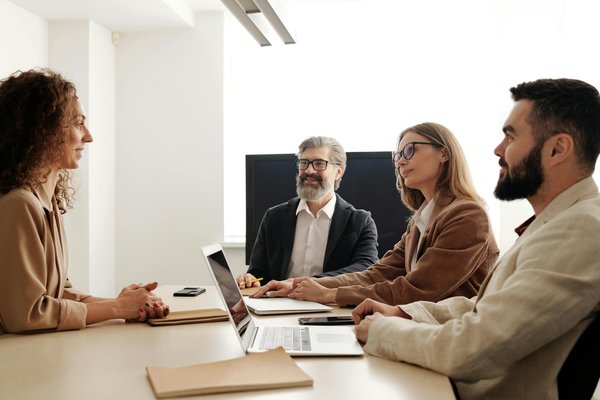 Stratégies Innovantes pour Optimiser la Gestion de la Connaissance au Sein d"une Entreprise de Consulting